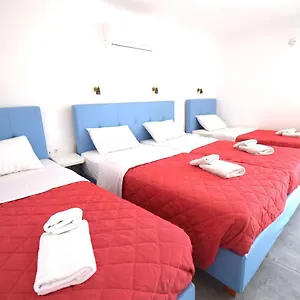 https://new-paradise.hotels-in-mykonosisland.net